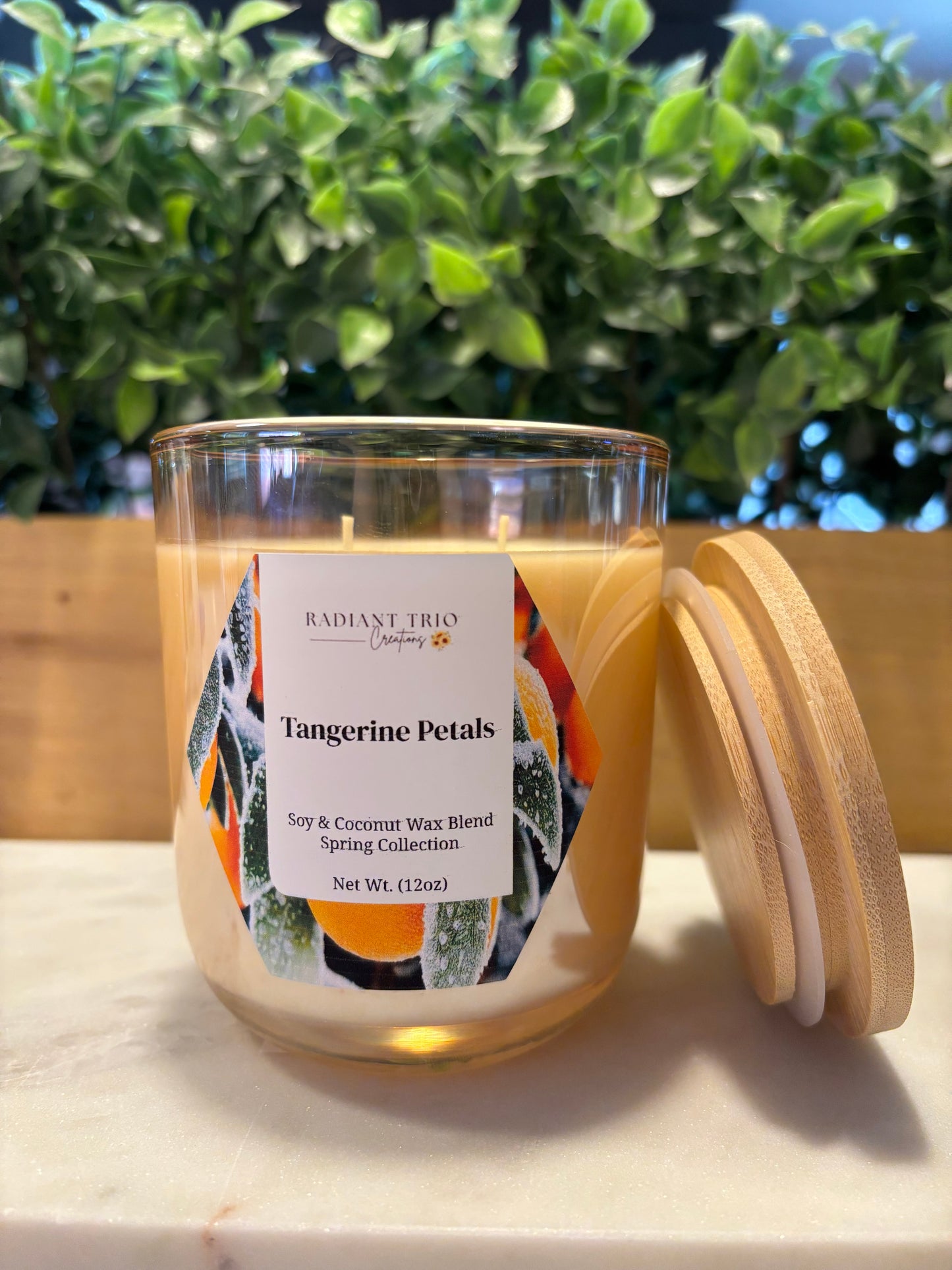 12oz Tangerine Petals Candle